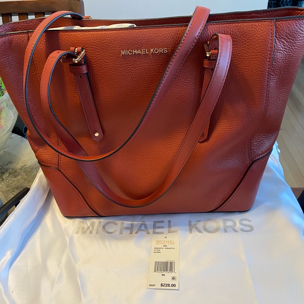 NWT Michael Kors Leather Tote Bag